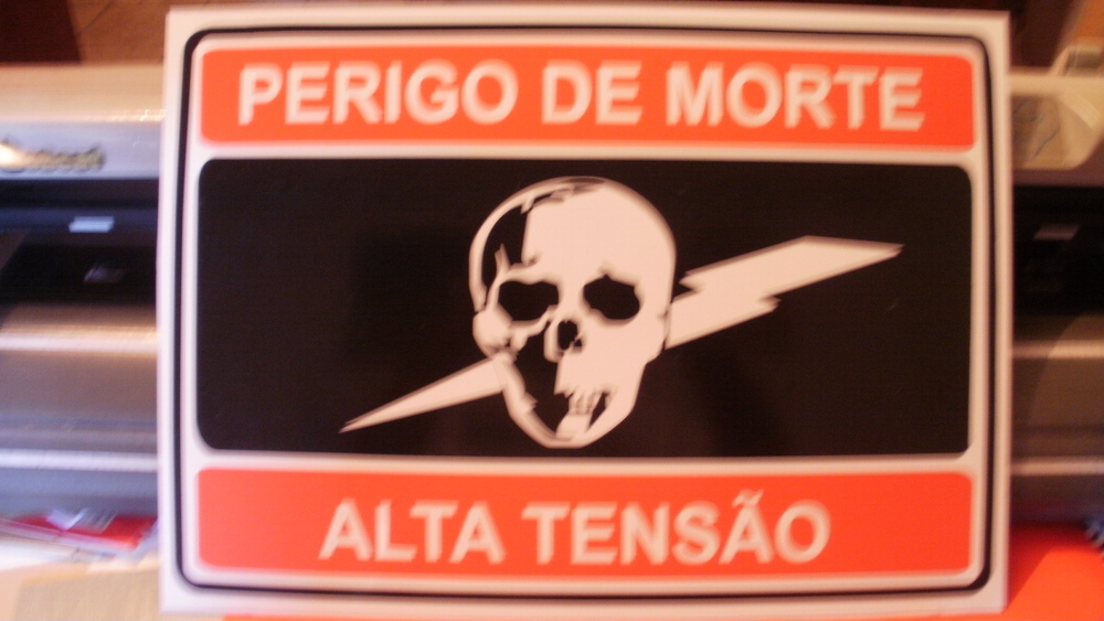 placas de pvc ou alum´´inio em adesivo